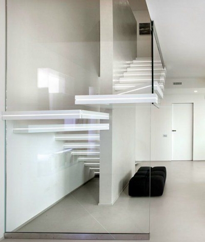 Монолитная лестница позволяет реализовать смелые замыслы дизайнеров и архитекторов
