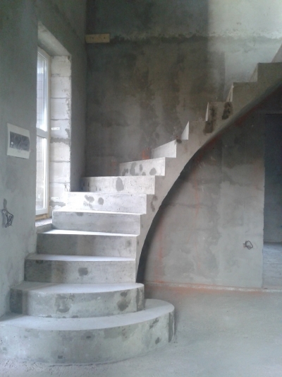 Забежная лестница п.Дубовое